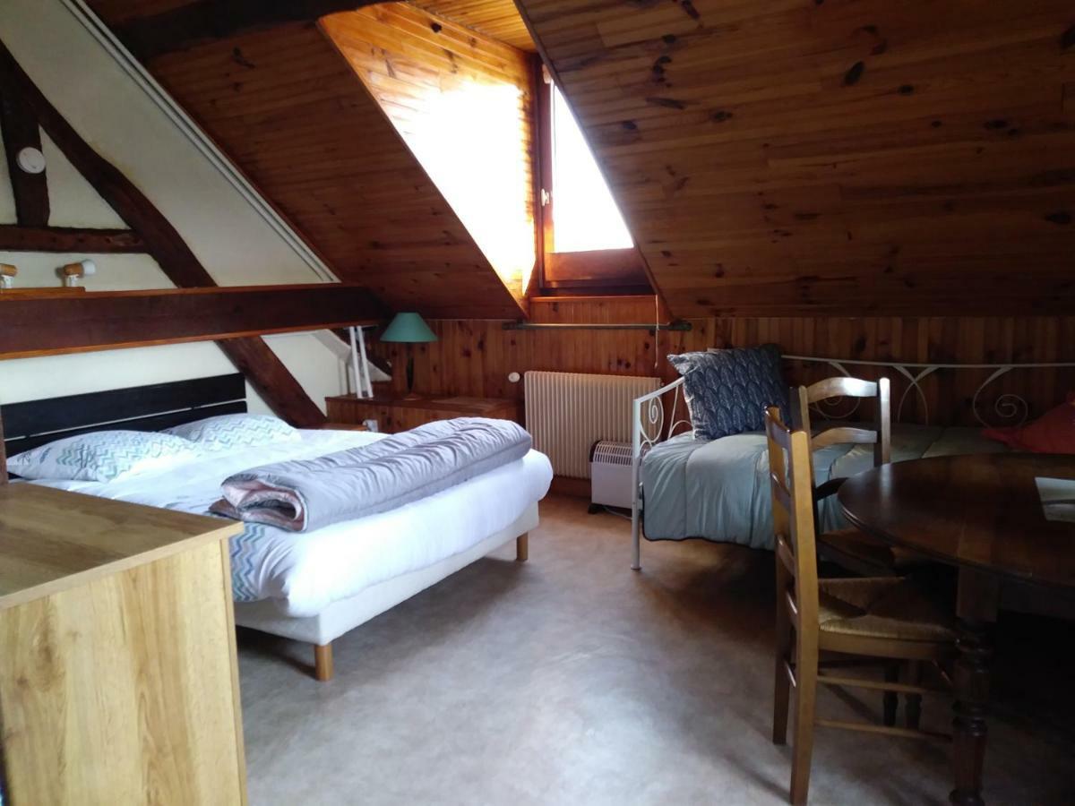 Les Hautes Mougonnieres Neuil ภายนอก รูปภาพ